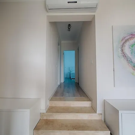 Posh- 2 Bedroom Private Pool Garden Floor Bodrum